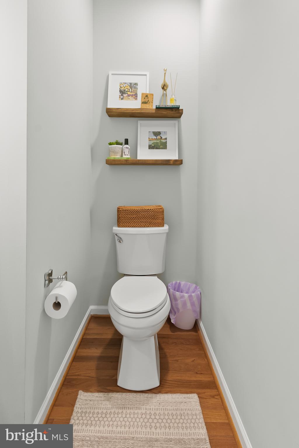 527 Jacobsen Drive Newark, DE 19702 - Photo 13 of 60 a bathroom with a toilet and a sink