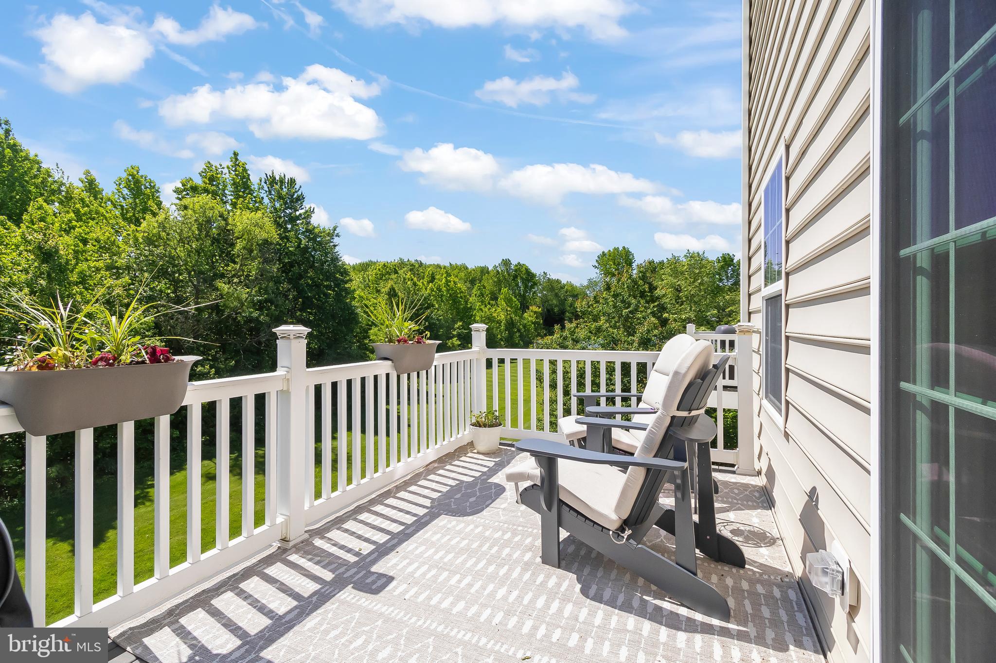 527 Jacobsen Drive Newark, DE 19702 - Photo 25 of 60 a view of balcony with wooden floor and fence