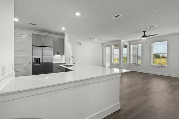 $2,492 | 1664 Hillside Terrace, Unit 6316, Buda, TX 78610