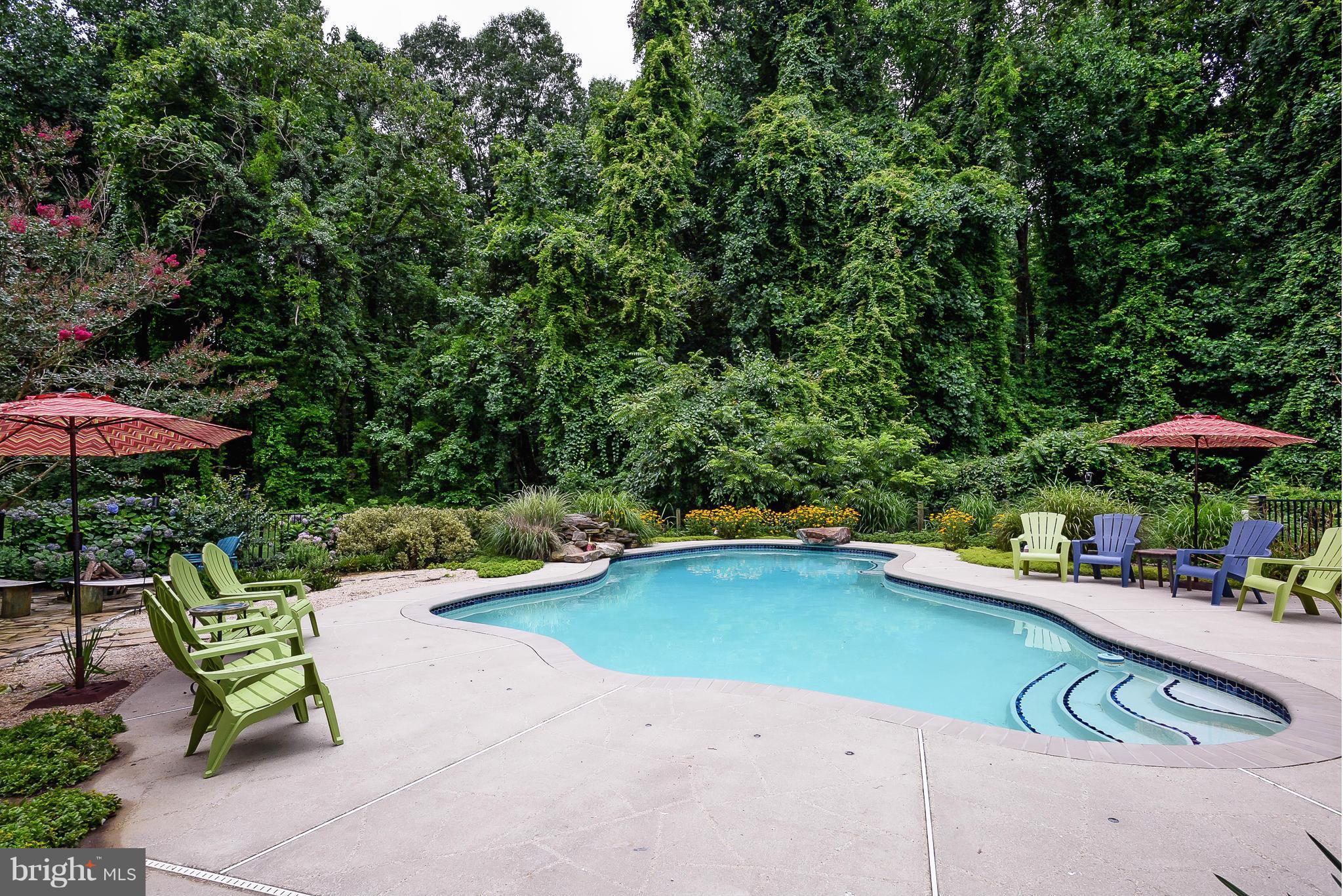 1202 Jones Station Road Arnold, MD 21012 - Photo 26 of 30 Pool has plenty of room to relax.