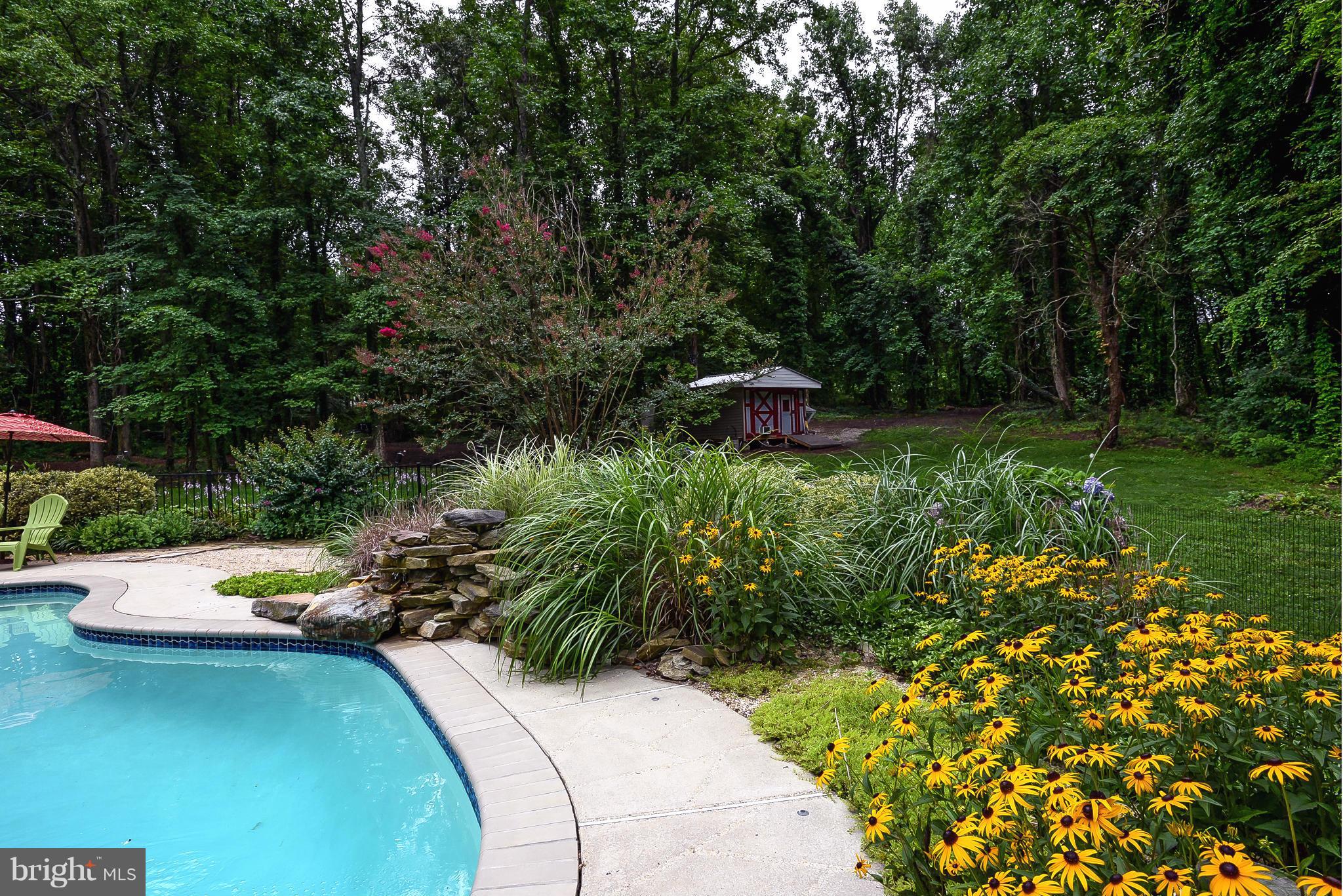 1202 Jones Station Road Arnold, MD 21012 - Photo 27 of 30 View of side yard.