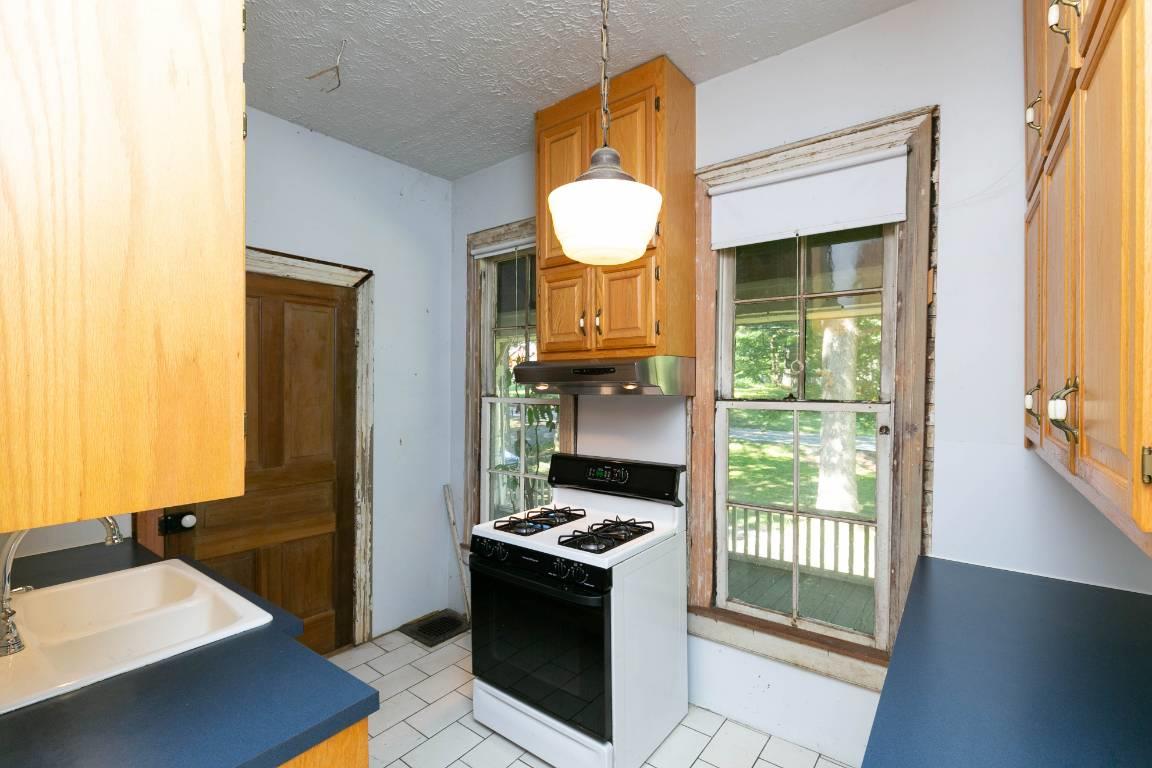 5480 Greer Road Goodlettsville, TN 37072 - Photo 14 of 22 The kitchen is on the main floor and just off the dining space