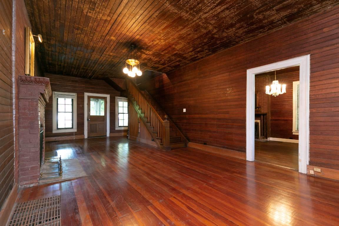 Original heart of pine floors