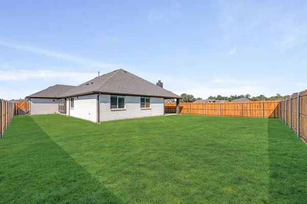 $379,164 | 301 Saddlewood Trail, Commerce, TX 75428