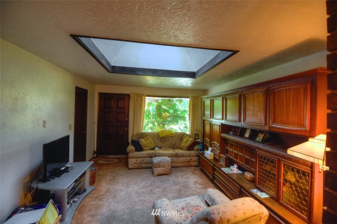 6035 Mullen Road Southeast, Unit A&B Lacey, WA 98503 - Photo 2 of 19 Gallery Image 2