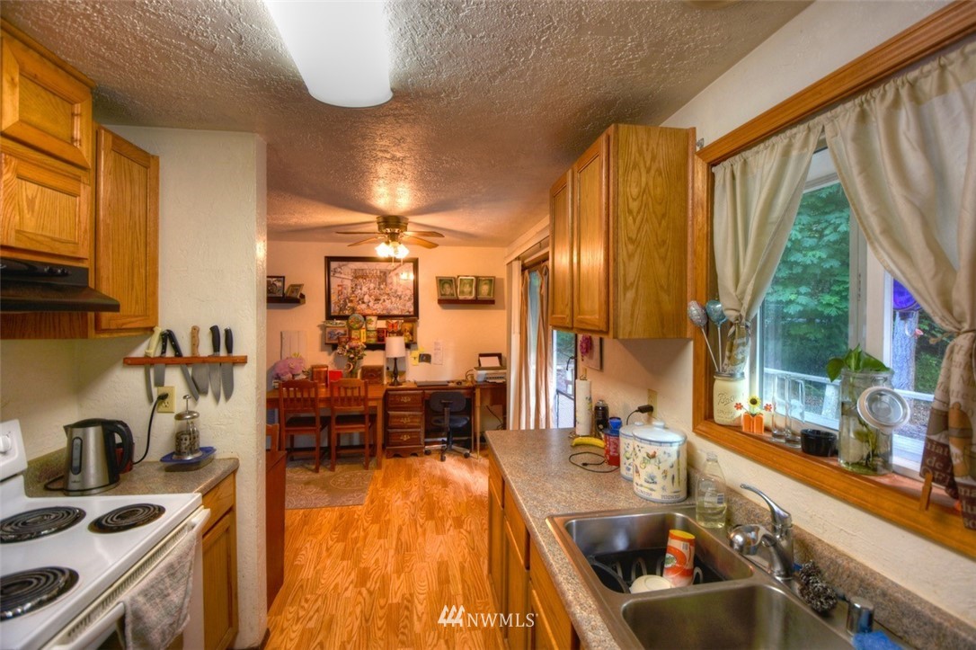 6035 Mullen Road Southeast, Unit A&B Lacey, WA 98503 - Photo 15 of 19 Gallery Image 15