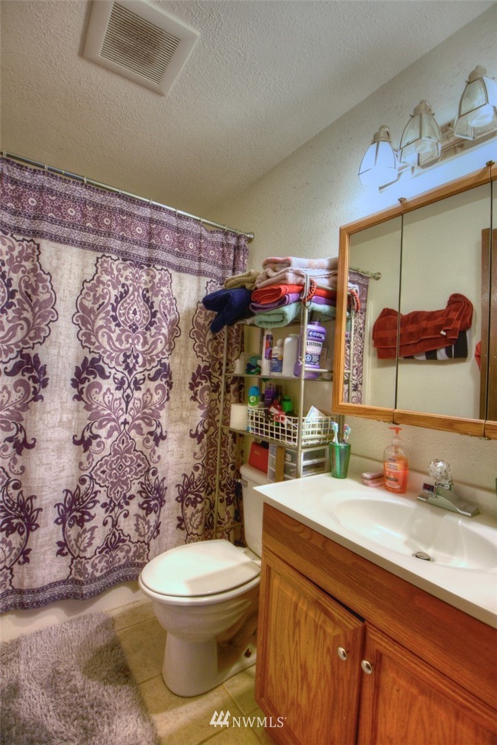 6035 Mullen Road Southeast, Unit A&B Lacey, WA 98503 - Photo 16 of 19 Gallery Image 16