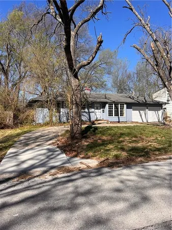 $165,000 | 13624 Parker Avenue, Grandview, MO 64030