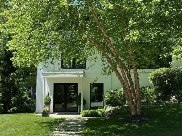 45 Weston Road Lincoln, MA 01773 - Photo 3 of 39 Gallery Image 3