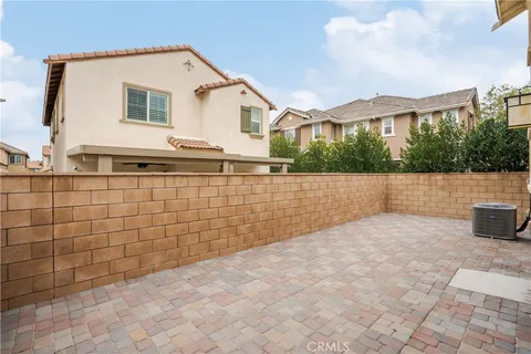 $609,000 | 7194 Crescendo Lane, Fontana, CA 92336