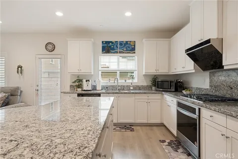 $609,000 | 7194 Crescendo Lane, Fontana, CA 92336