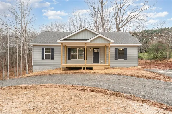 $270,000 | 122 Lake Street, Jonesville, NC 28642