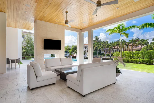 $17,250,000 | 249 Alexander Palm Road, Boca Raton, FL 33432