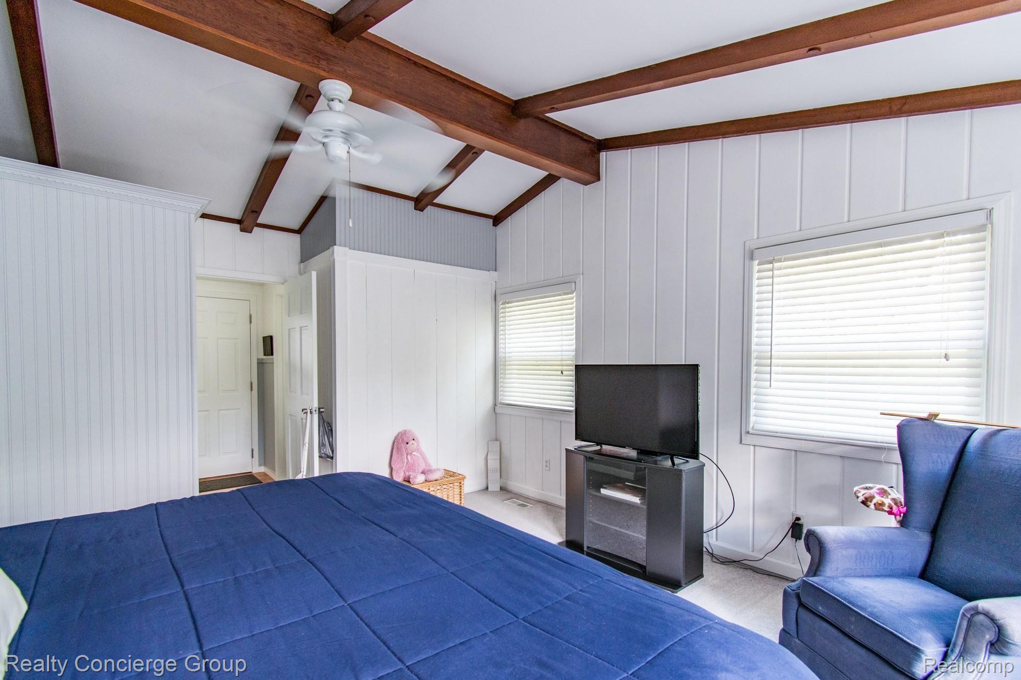 1475 Argentine Road Howell, MI 48843 - Photo 9 of 34 Wood, beamed ceiling