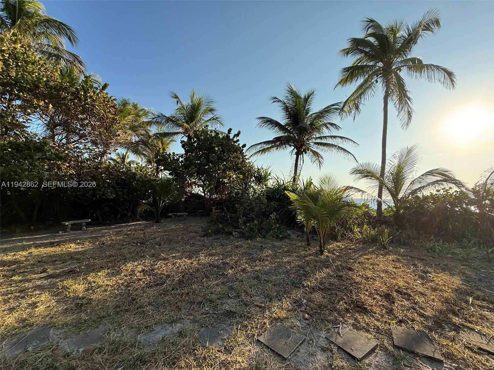 5784 North Surf Road Hollywood, FL 33019 - Photo 4 of 17 Photo 4