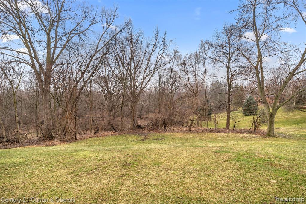 35765 Springvale Street Farmington Hills, MI 48331 - Photo 43 of 53