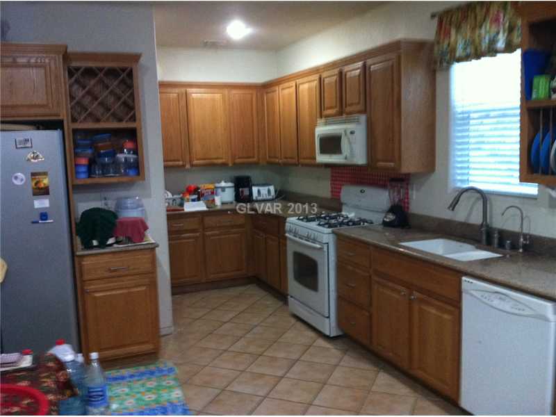 765 Feather Ridge Drive Henderson, NV 89052 - Photo 3 of 6 Property Photo.
