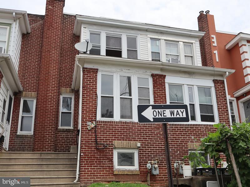 319 Avon Road Upper Darby, PA 19082 - Photo 2 of 26 Gallery Image 2