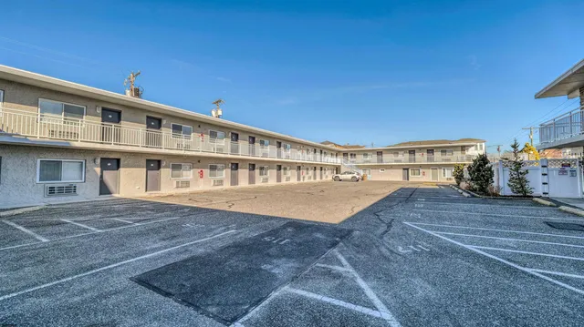 $275,000 | 900 Wesley Road, Unit 208, Ocean City, NJ 08226