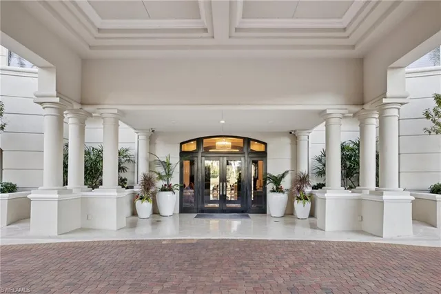 $3,150,000 | 7575 Pelican Bay Boulevard, Unit 201, Naples, FL 34108