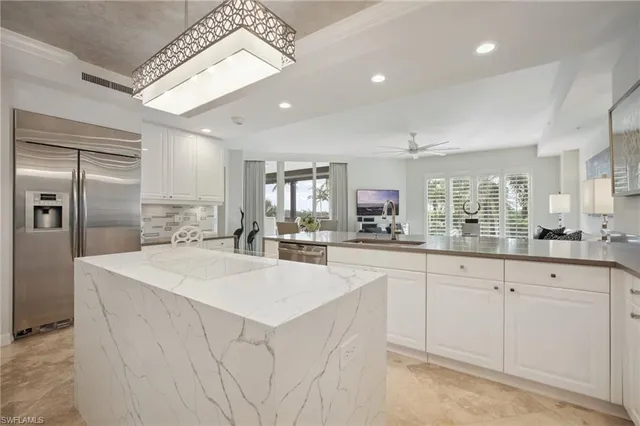 $3,150,000 | 7575 Pelican Bay Boulevard, Unit 201, Naples, FL 34108