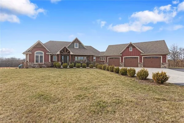 $1,395,000 | 4167 Highway 131, Odessa, MO 64076