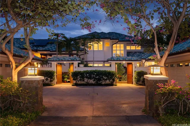 $3,000,000 | 5 Polihua Way, Unit 10C, Lanai City, HI 96763