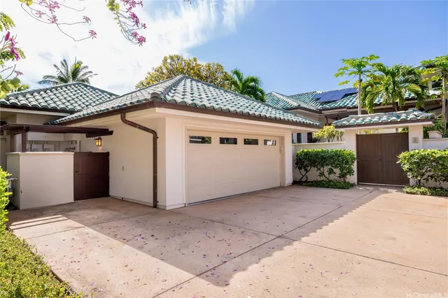 $3,000,000 | 5 Polihua Way, Unit 10C, Lanai City, HI 96763