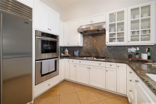 $3,000,000 | 5 Polihua Way, Unit 10C, Lanai City, HI 96763