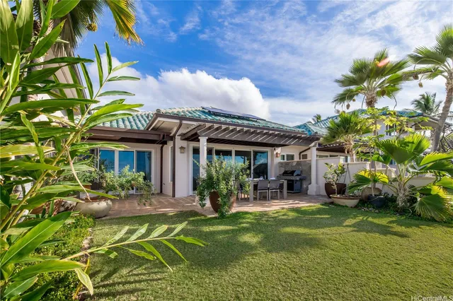 $3,000,000 | 5 Polihua Way, Unit 10C, Lanai City, HI 96763