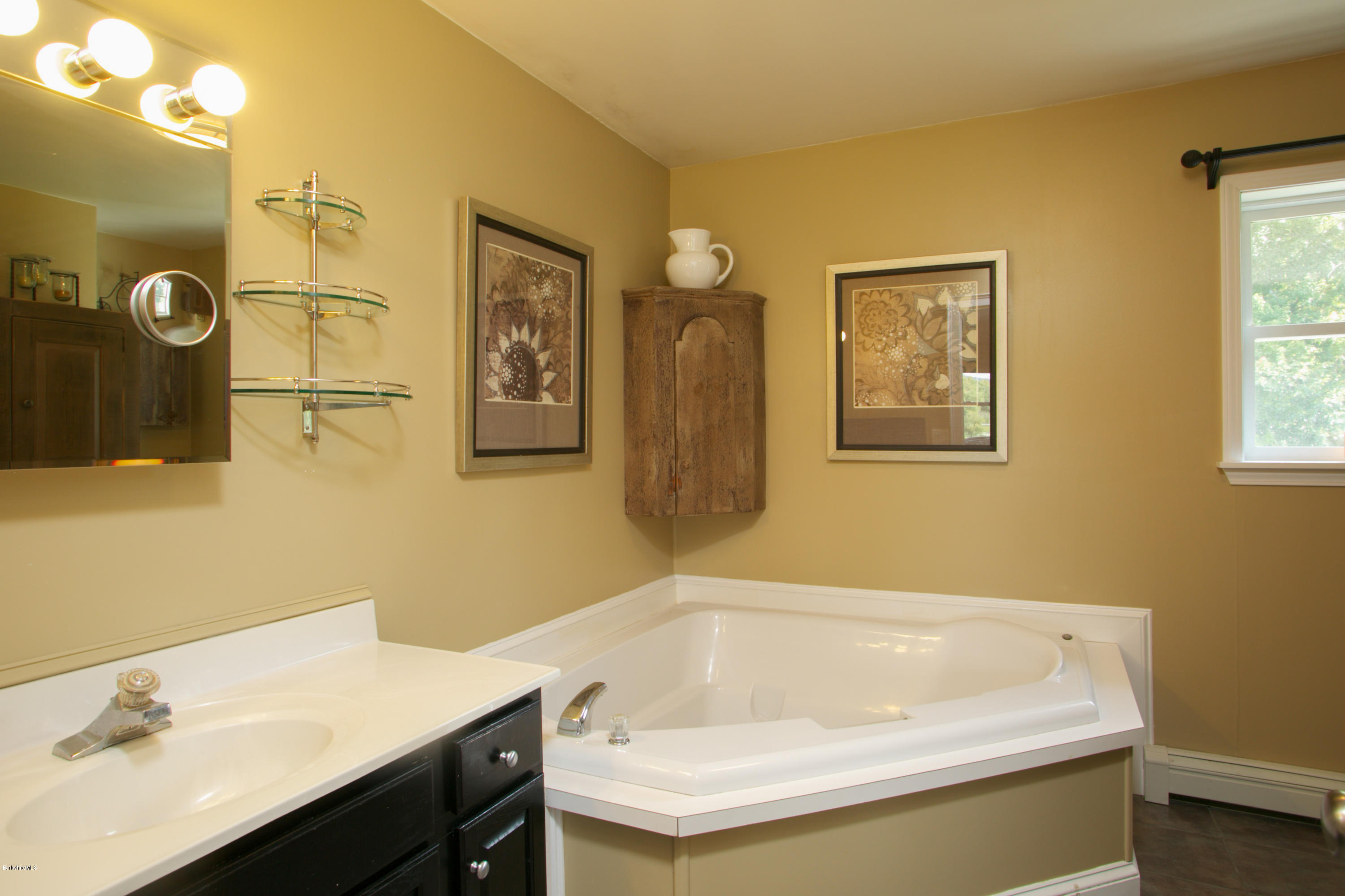 434 Stockbridge Road Great Barrington, MA 01230 - Photo 14 of 22 1I9A5828