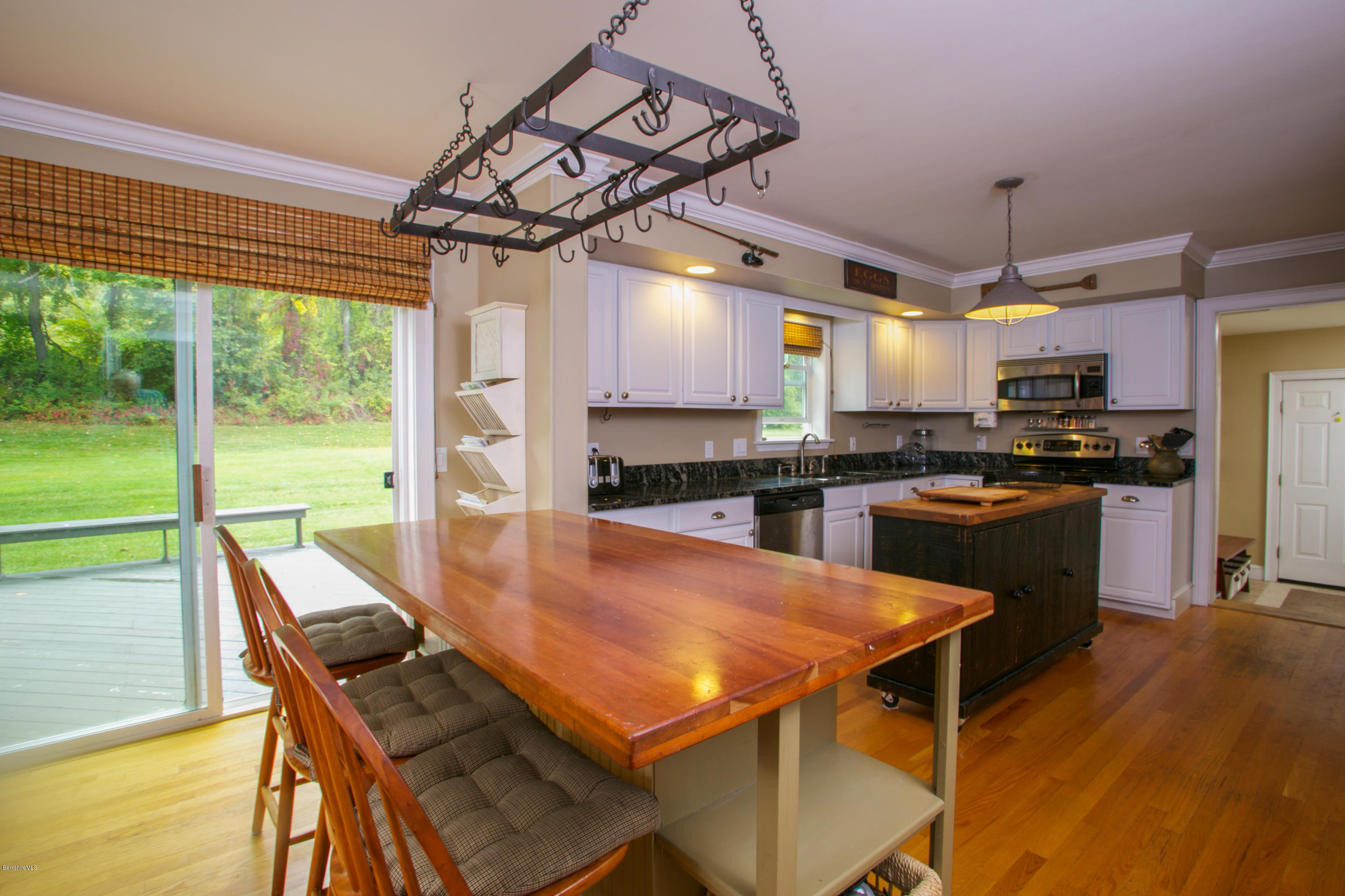 434 Stockbridge Road Great Barrington, MA 01230 - Photo 4 of 22 1I9A5718