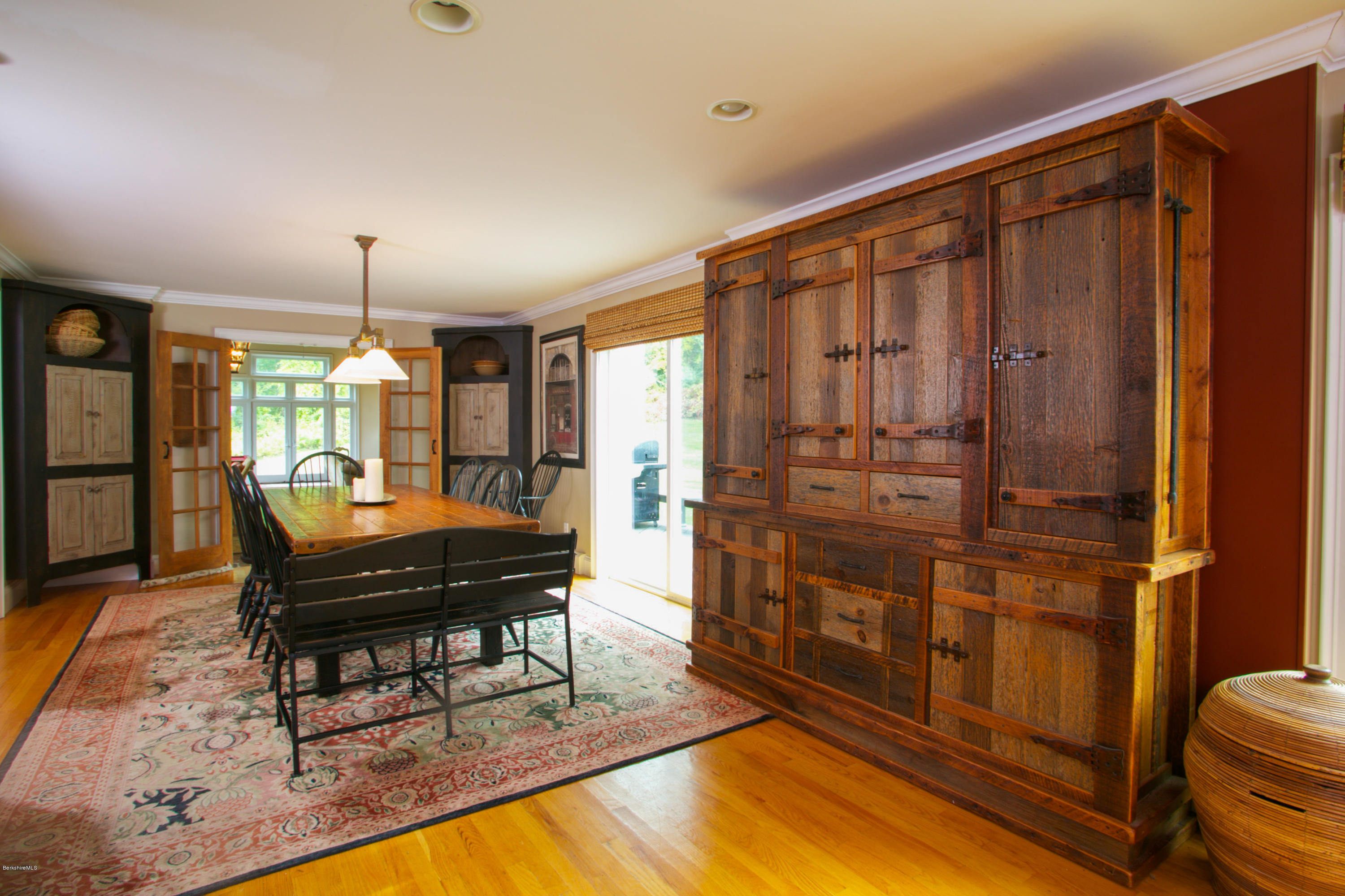 434 Stockbridge Road Great Barrington, MA 01230 - Photo 6 of 22 1I9A5731