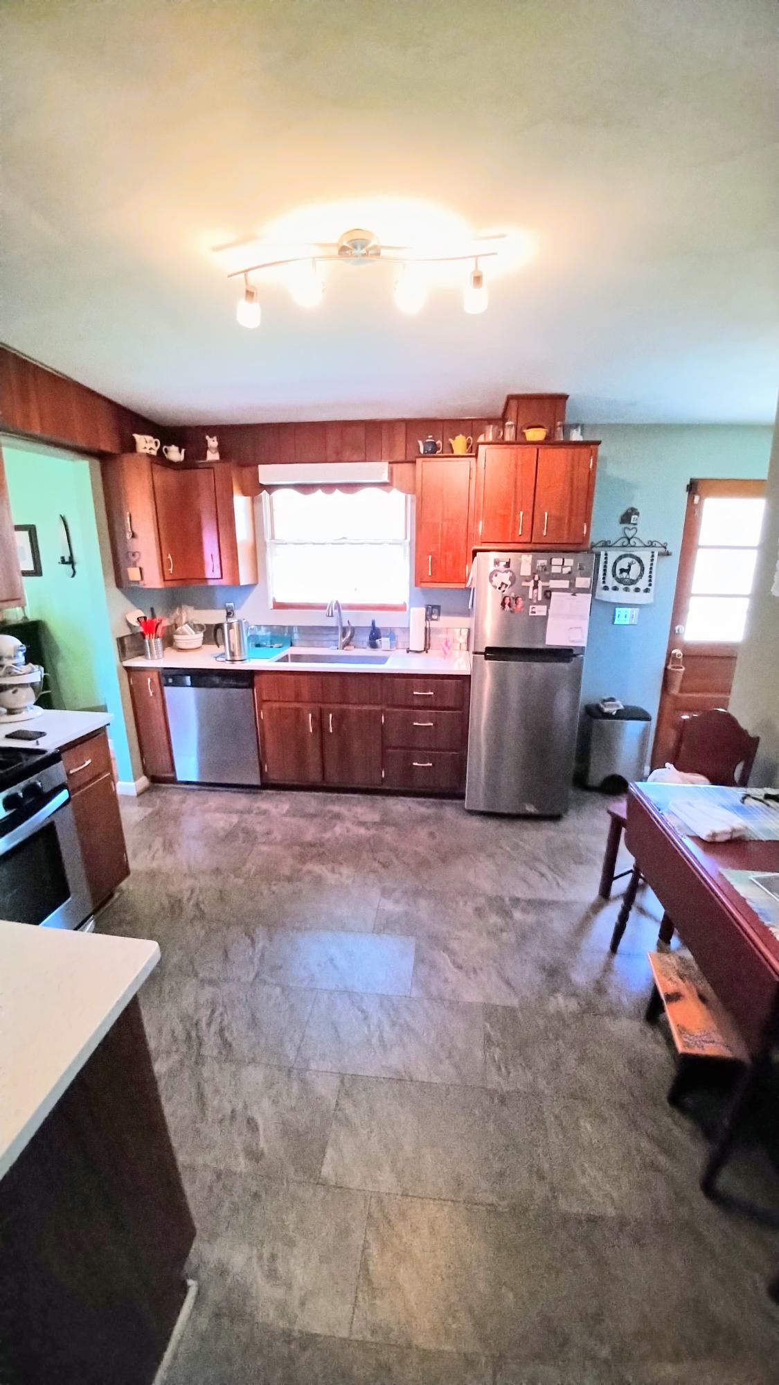 101 T Rt 358 Moscow, PA 18444 - Photo 8 of 25 Third view of kitchen