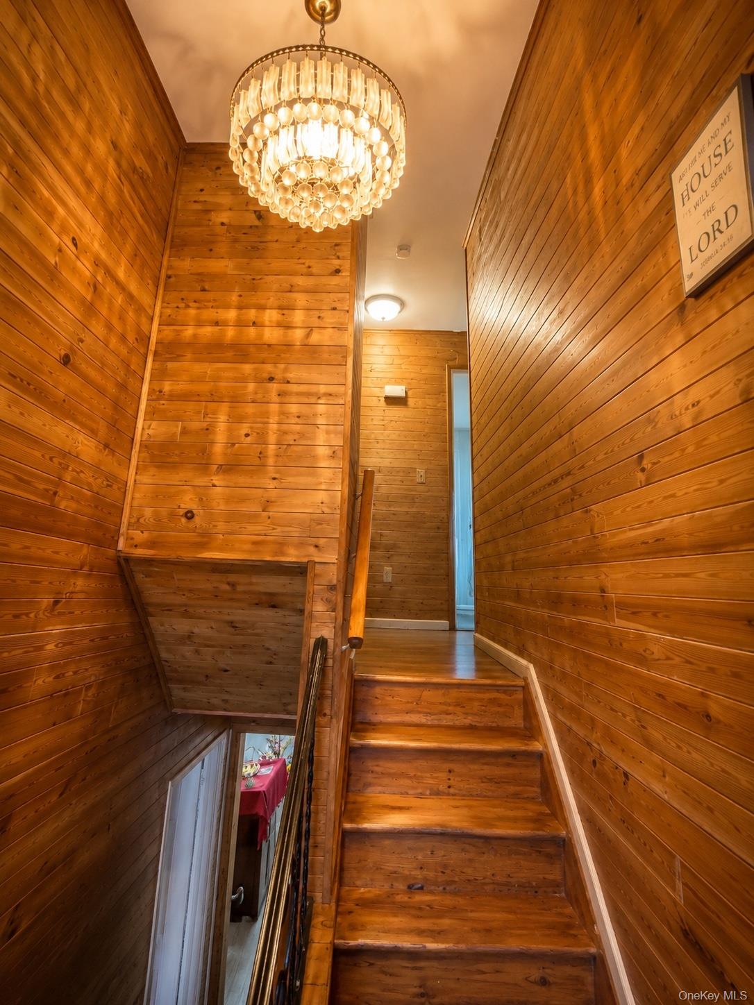 27 Pine Road Amityville, NY 11701 - Photo 10 of 15