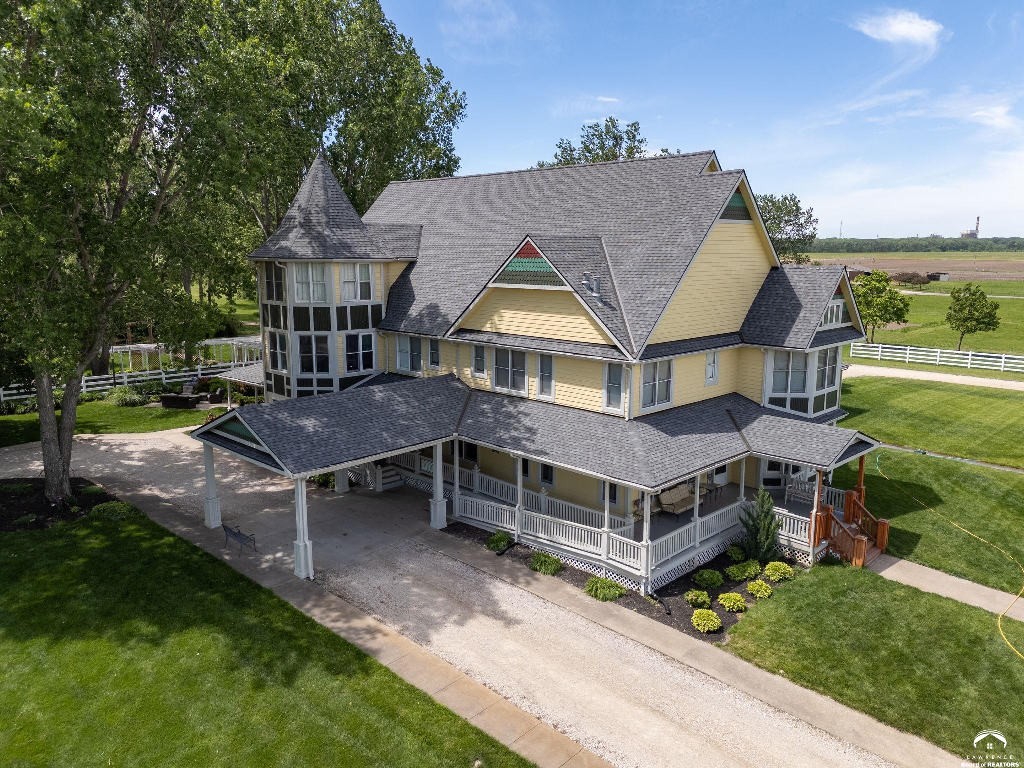 1431 North 1900th Road Lawrence, KS 66044 - Photo 3 of 95