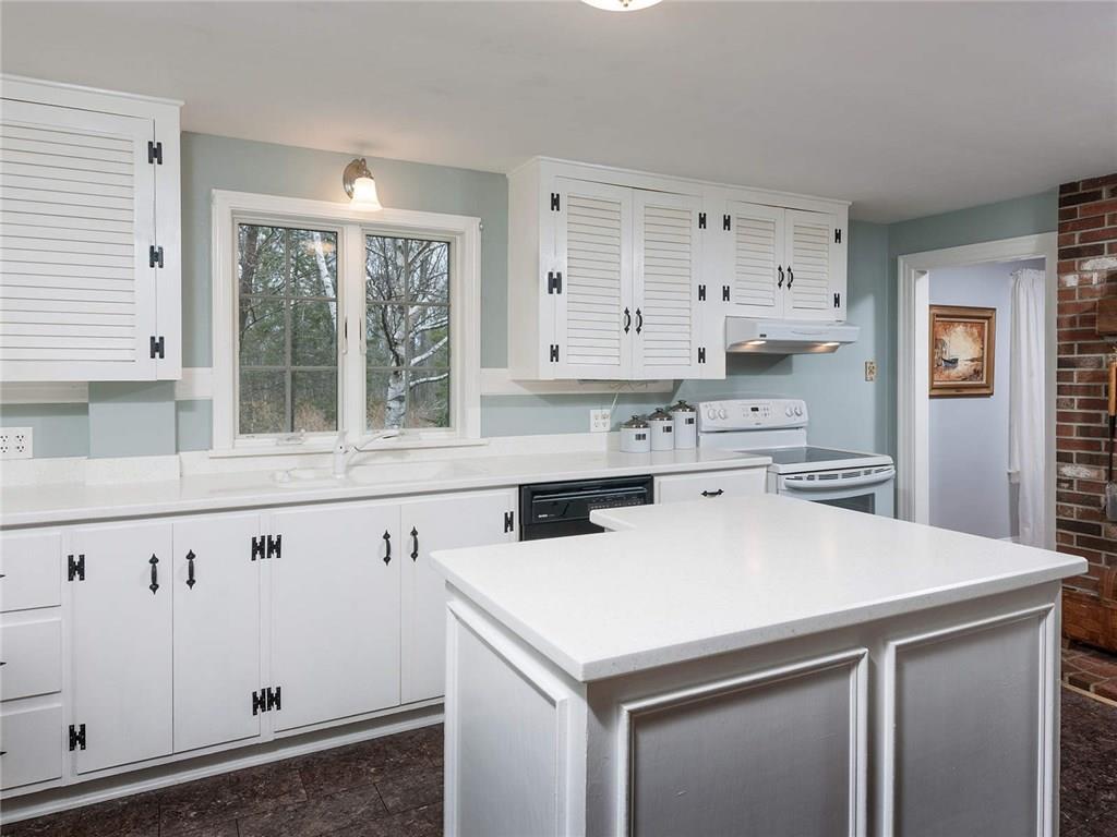 62 Woodbridge Road York, ME 03909 - Photo 7 of 25 Kitchen.