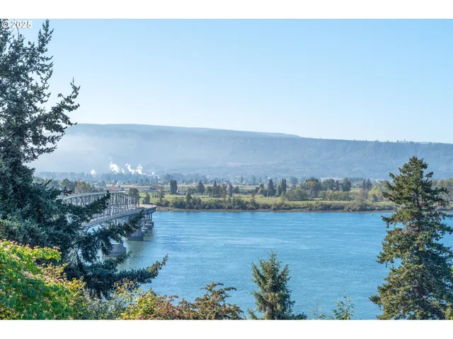 $629,000 | 380 Columbia Street, Cathlamet, WA 98612