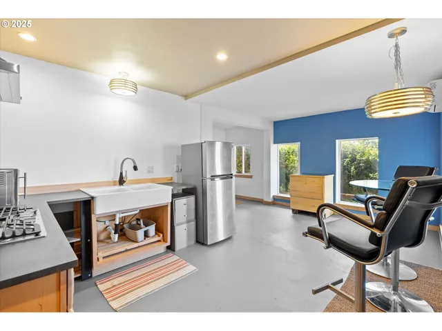 $629,000 | 380 Columbia Street, Cathlamet, WA 98612