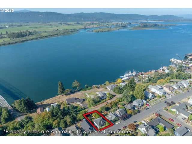 $629,000 | 380 Columbia Street, Cathlamet, WA 98612