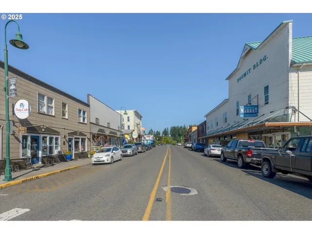 $629,000 | 380 Columbia Street, Cathlamet, WA 98612