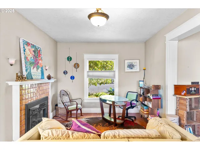 $629,000 | 380 Columbia Street, Cathlamet, WA 98612