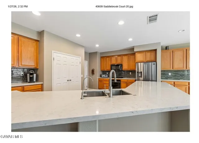 $690,000 | 40609 Saddlebrook Court, Palmdale, CA 93551