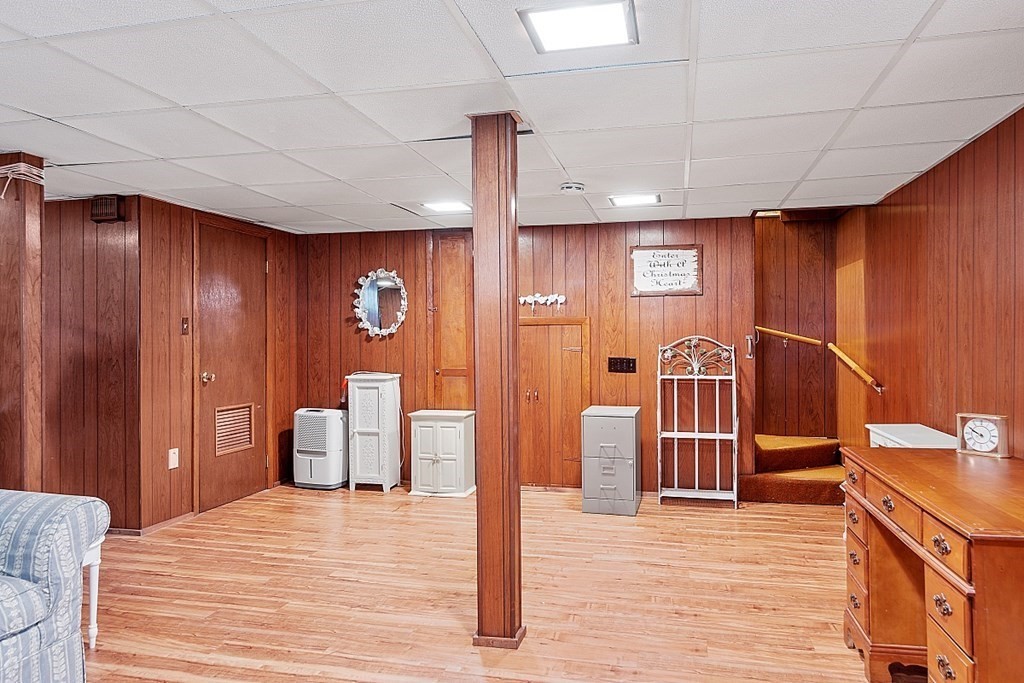 15 Leslie Road Worcester, MA 01605 - Photo 27 of 36 Gallery Image 27