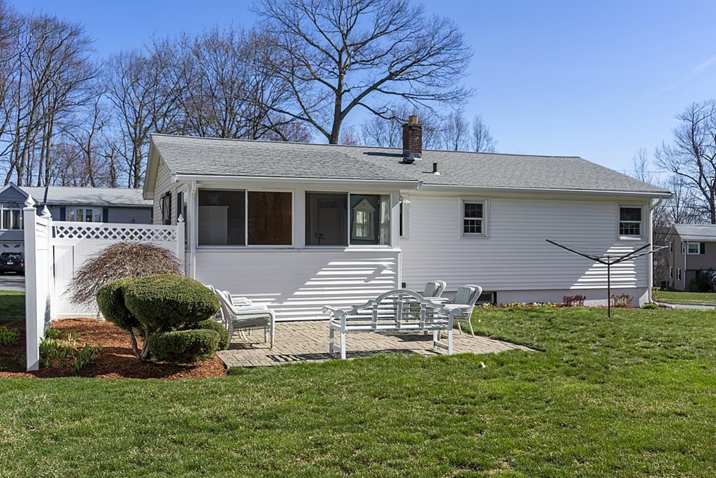 15 Leslie Road Worcester, MA 01605 - Photo 31 of 36 Gallery Image 31