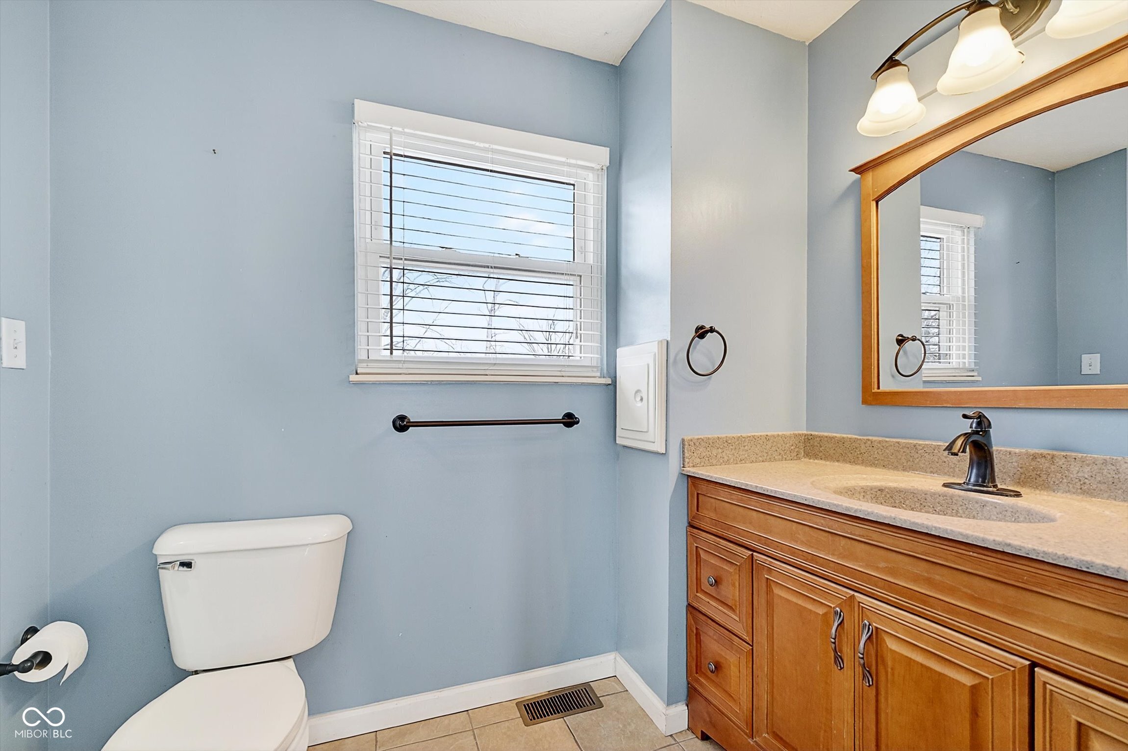 8210 Castleton Boulevard Indianapolis, IN 46256 - Photo 19 of 37