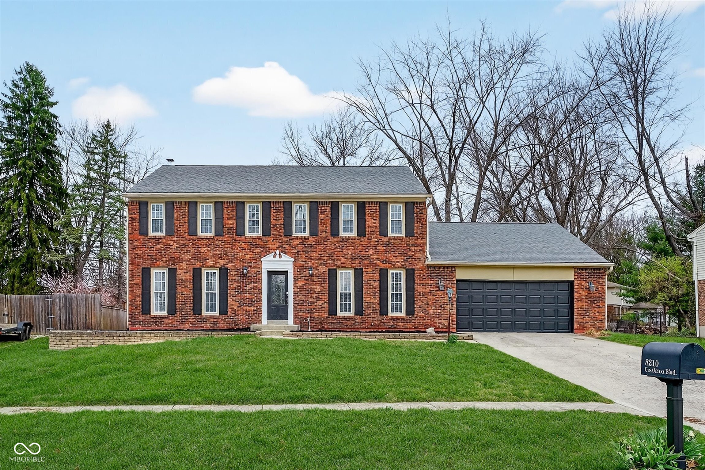 8210 Castleton Boulevard Indianapolis, IN 46256 - Photo 2 of 37
