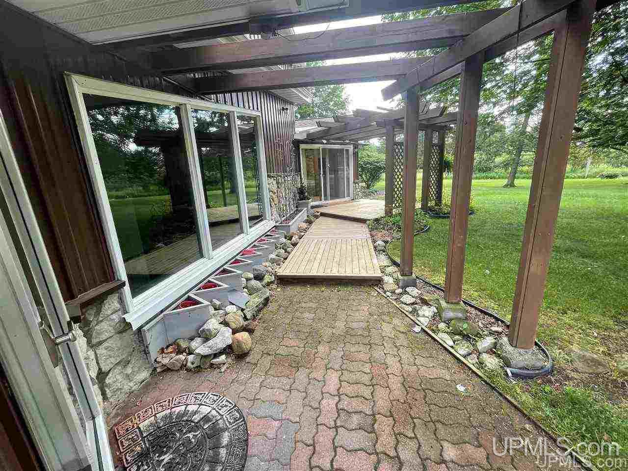 5340 12th Road Escanaba, MI 49829 - Photo 32 of 38