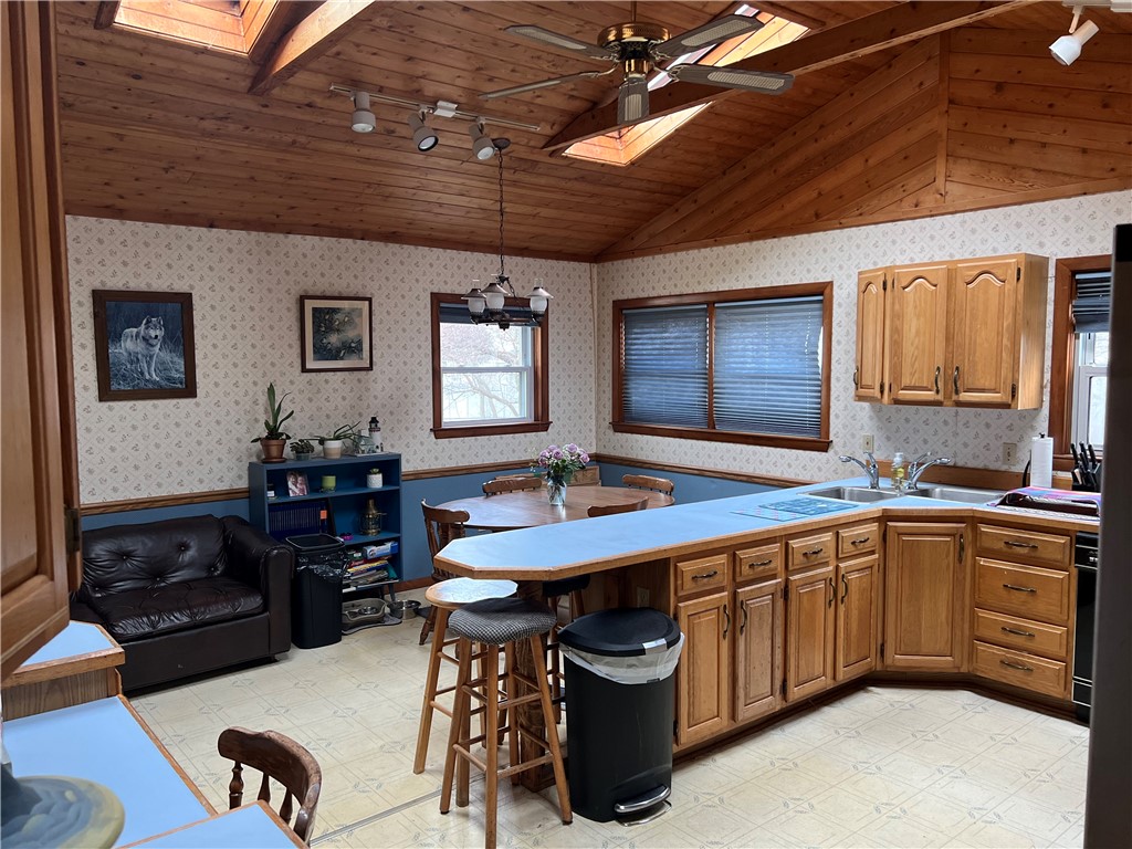 37 Anson Road Portsmouth, RI 02871 - Photo 6 of 8 Gallery Image 6