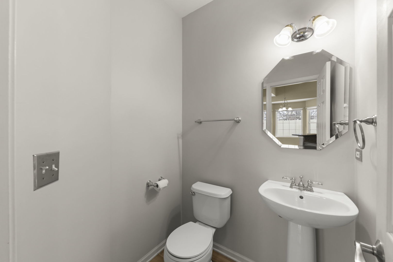 577 Pinebrook Drive Bolingbrook, IL 60490 - Photo 9 of 22